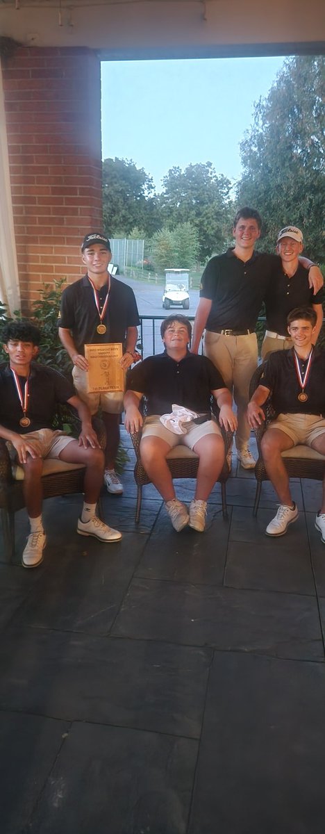 Batavia Boys Golf tweet media
