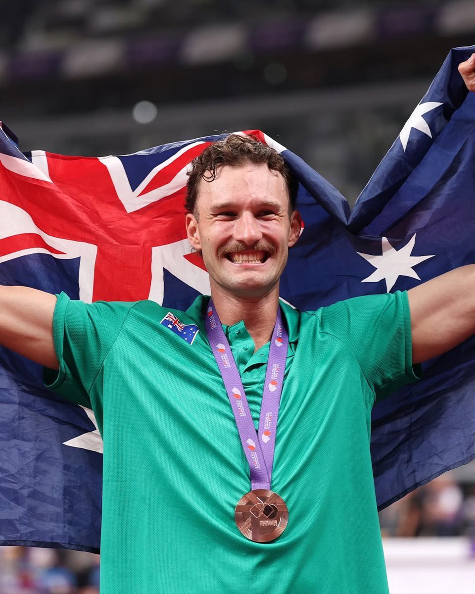 CommGamesAUS's tweet image. 🥉 Bronze on the world stage for @kurtismarschall! 

👏 The two-time Commonwealth Games gold medallist soared to third place overnight at the Tokyo 2025 World Athletics Championships! 

💚💛 #CommGamesAus #WeAreUnstoppable #AthleticsNation @AustralianAths