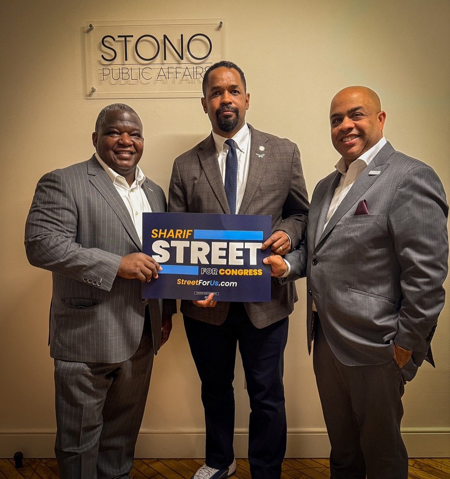 Stono was proud to host Sharif Street tonight in support of his run for congress! <a href="/StreetForUs/">Sharif Street</a>