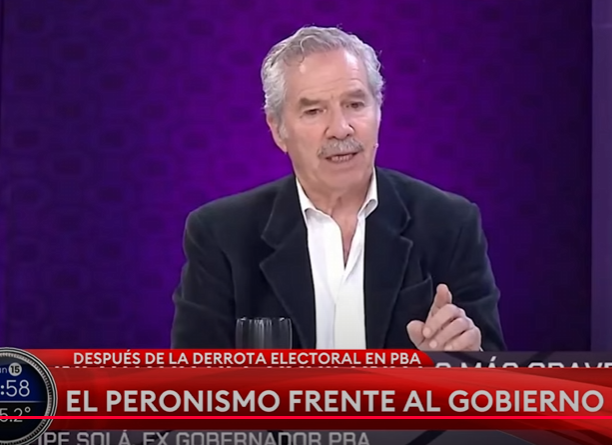 afkfreeman's tweet photo. @slcaputo No se coman la curva. Este es un Alberto Fernandez del mutiverso. https://t.co/cVfjvOwh81