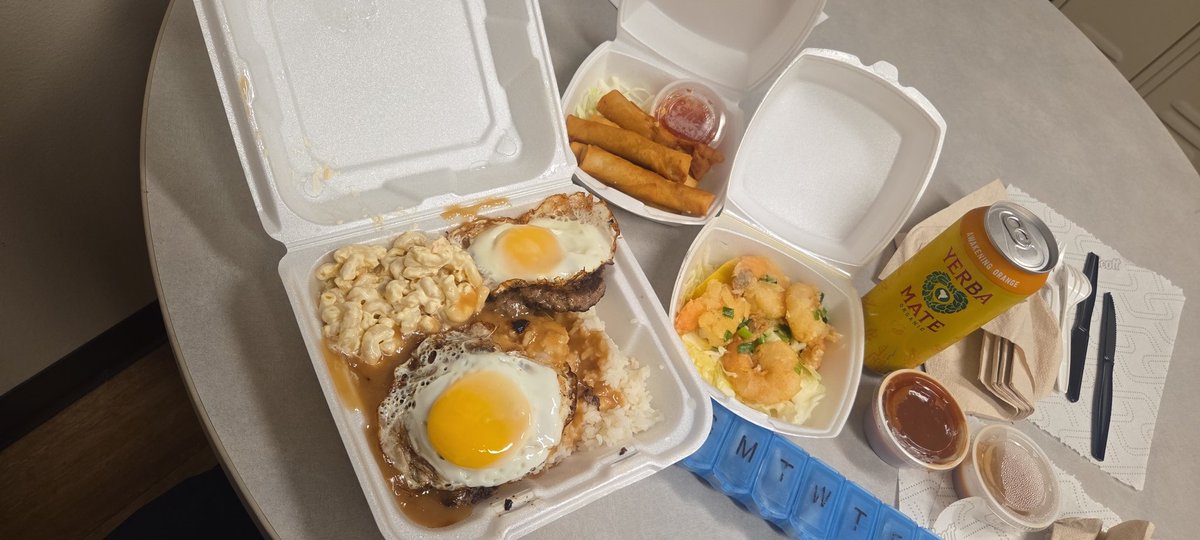 chrissinarc's tweet image. Lunch time!! L&amp;amp;L Hawaiian Grill, courtesy of UberEats ❤️ #EveningShift