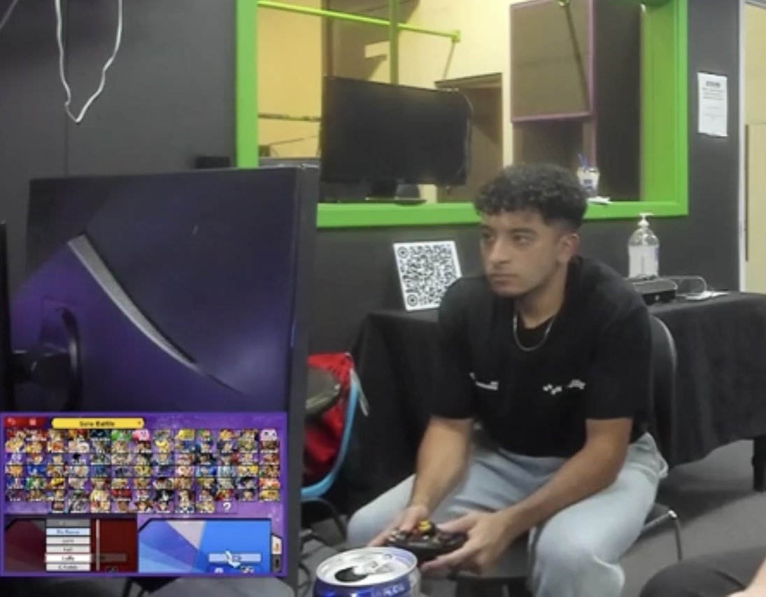 PyroUpTilt's tweet image. We’re back?