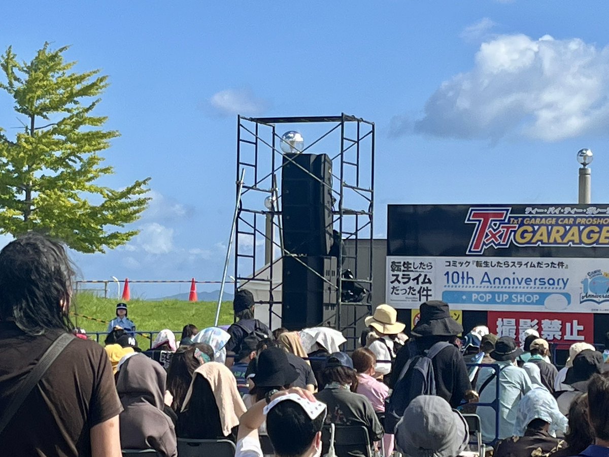 KAMIKAZE_KANZZY's tweet photo. サンキューRABまつり
うちのラージシステムフル活用
楽しくなってついついボリュームアップw
りんご娘、Jの前でダビョン披露できてよかったw
#RABまつり
#L_acoustics
#りんご娘
#アルプスおとめ
#ジョナゴールド
#やさしいひとたち https://t.co/c68vLbSsfK