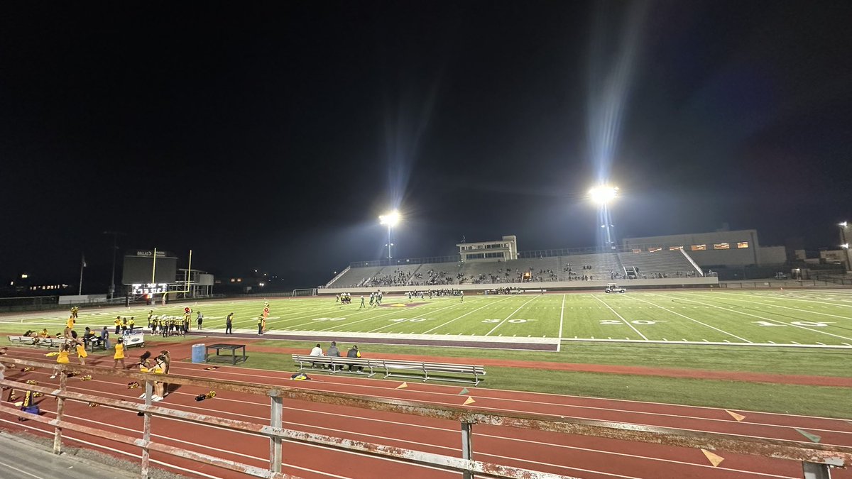 Monday night lights <a href="/dallasschools/">Dallas ISD</a> middle school football.