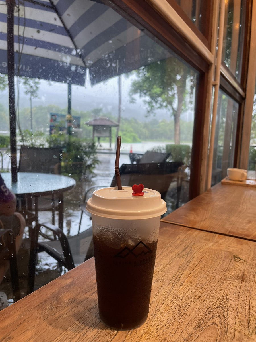 ในวันที่วิ่งละฝนตก😆