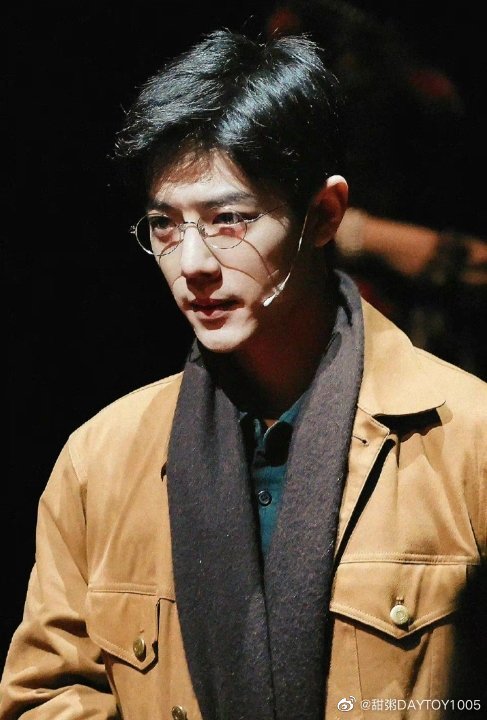 Mimmina36324003's tweet photo. Patient N.5, thank you for introducing our Xiao Zhan to the magical theatre stage. You paved the way for today. I still hope one day I'll see you 🌹
XiaoZhan 34th Birthday Countdown
#XiaoZhanPatientNo5
#ADreamLikeADream https://t.co/1PEkMuloVi