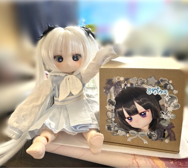 Otoha_5628's tweet image. ついに念願の #おぺちゃんこ (@Ope_DOLL )をお迎えすることが出来ました！！🥳🥳
ボディなど何も揃っていないので正式なお披露目はだいぶ先になってしまう……今年中にお披露目できるように頑張ります！！
 すみれちゃんも嬉しそう……
