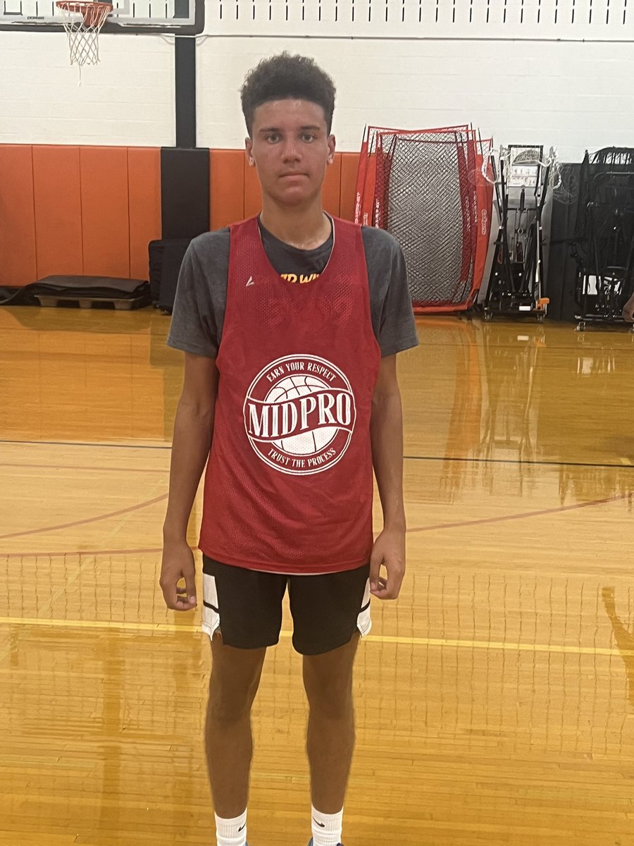 Class of 2028 6’4” combo guard <a href="/K_Turner_2028/">Kayden Turner</a> of <a href="/CoachBuck10/">Ryan McElmurry</a> showed an all around game. Scored from three, mid range pull-ups, on attacks to the rim off the bounce, and rebounds. Hit the glass on both ends. Made some nice passes. Two sport athlete (golf). #midprofallleague