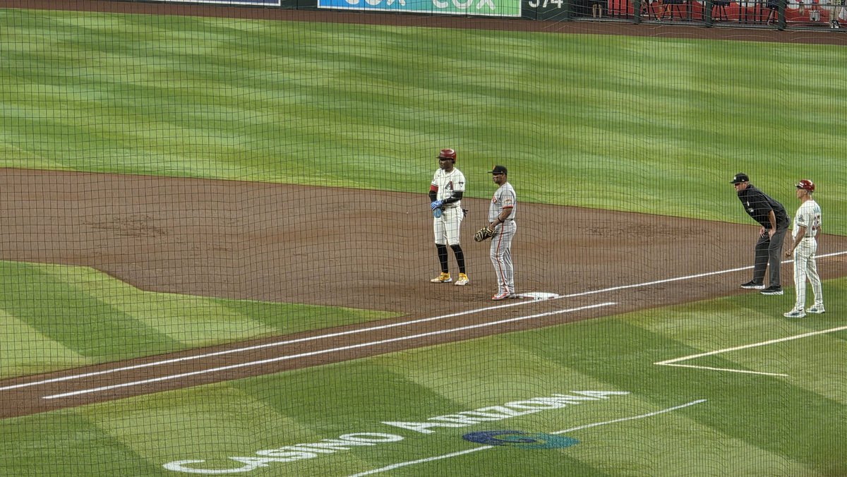 Perdomo told us to come out here tonight. We're here <a href="/Dbacks/">Arizona Diamondbacks</a>!