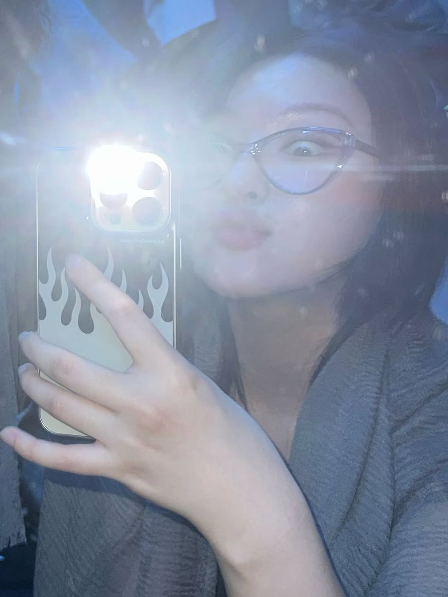 [📸] 250915 - Atualização #SIYEON na conta #CRCKTKL, no Instagram:

[1/2]

#SIYEON #시연 #드림캐쳐 #DREAMCATCHER <a href="/hf_dreamcatcher/">드림캐쳐 Dreamcatcher</a>