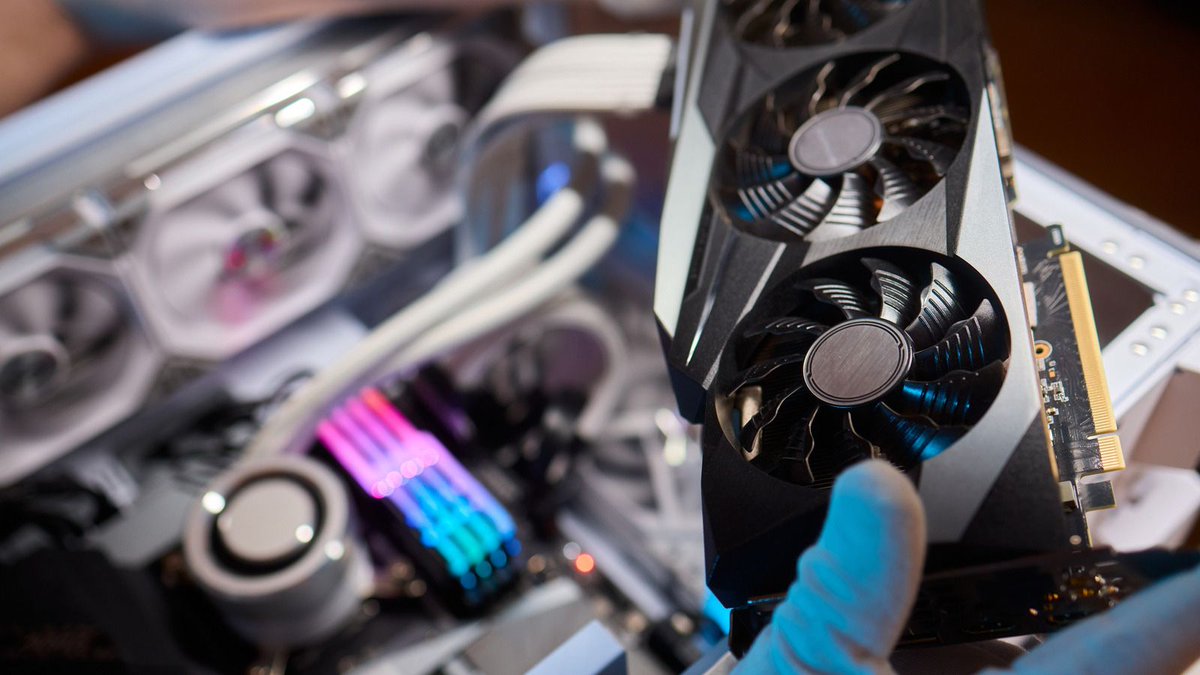 techjunkiejh's tweet image. What&apos;s The Difference Between Undervolting And Overclocking Your #GPU? buff.ly/0uBK8PB
   #TechGuide #Tech  #gaming #GamingNews #GameDev #GameDesign