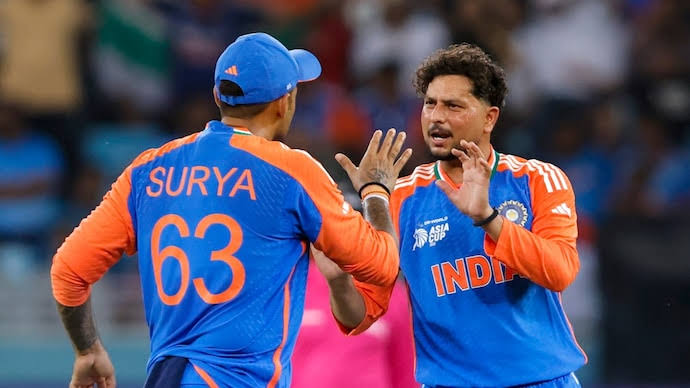 तुम लिखो तो राष्ट्रवाद, मैं लिखूं तो जातिवाद..

मैं लालू जी पर पोस्ट कर दूँ तो जातिवाद हो गया है...

मैं नेता जी पर पोस्ट कर दूँ तो जातिवाद हो गया..

मैं अखिलेश यादव और तेजस्वी यादव पर पोस्ट कर दूँ तो जातिवाद हो गया...

मैं सूर्य कुमार यादव और कुलदीप यादव पर पोस्ट कर दूँ तो