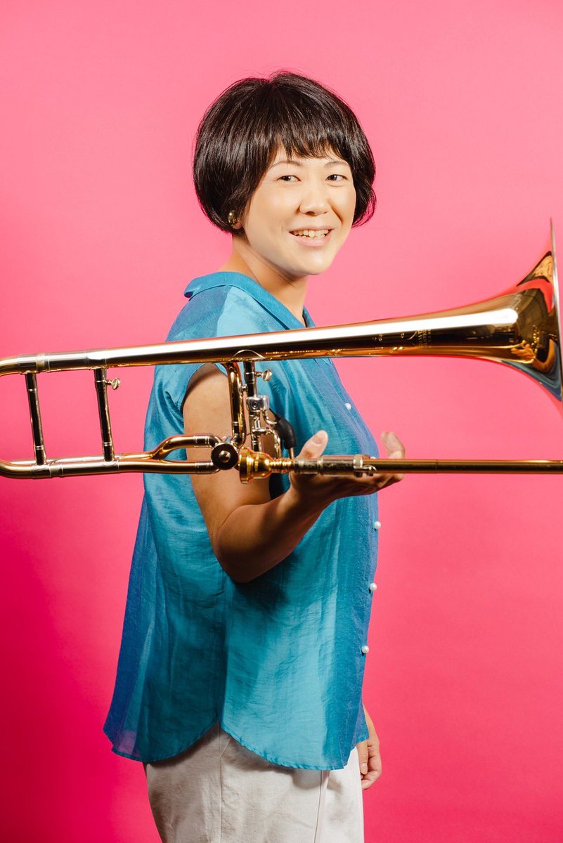 2025年９月から新メンバーが加入しました
疋田かおり
神奈川県出身。12歳からトロンボーンを始める。洗足学園音楽大学卒業。トロンボーンを岸名和巳氏に師事。室内楽を故会田省三、佛坂咲千生、故秋山鴻市の各氏に師事。第3回横浜国際音楽コンクール室内楽部門第2位を受賞。東京ブラスソサエティ所属。