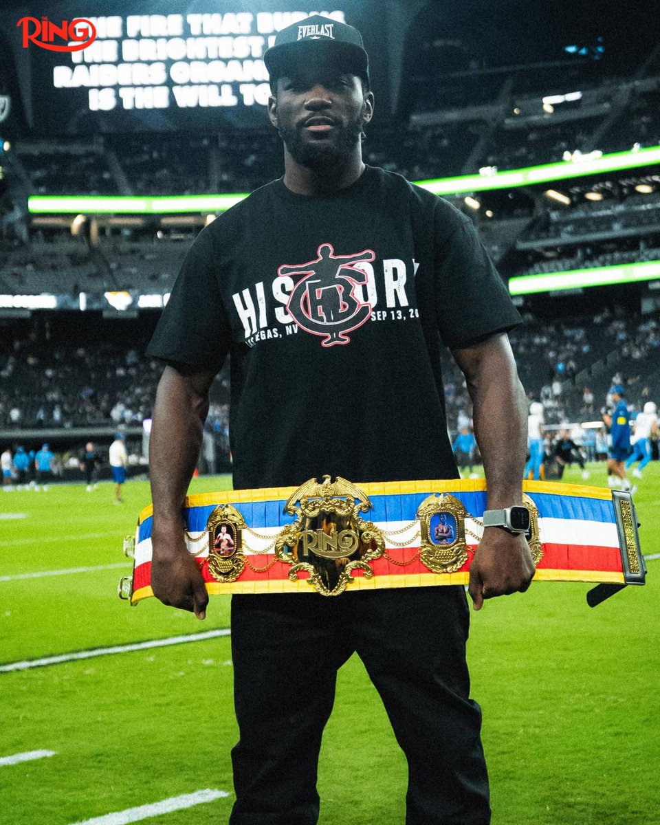 Terence Crawford is back in the building at Allegiant Stadium showing off his newly won Ring belt at the Las Vegas Raiders game 🏈 🏆 

#CaneloCrawford on Netflix l #RiyadhSeasonCard | Riyadh Season🥊