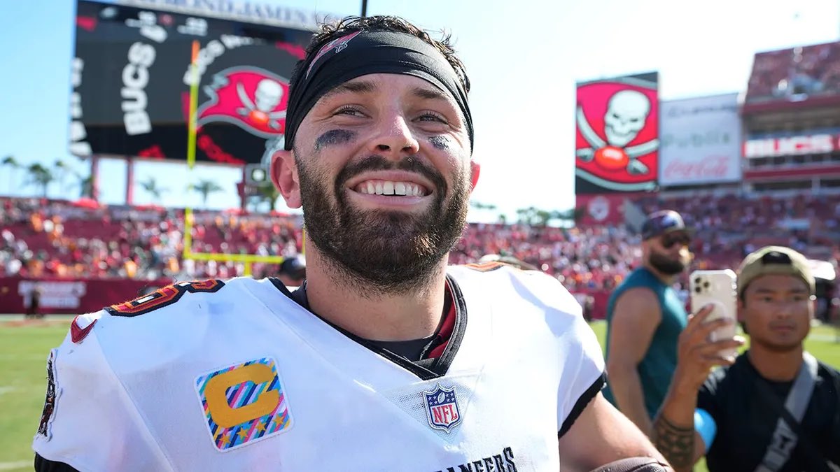 Hey <a href="/bakermayfield/">Baker Mayfield</a> 

I LOVE YOU 🫶