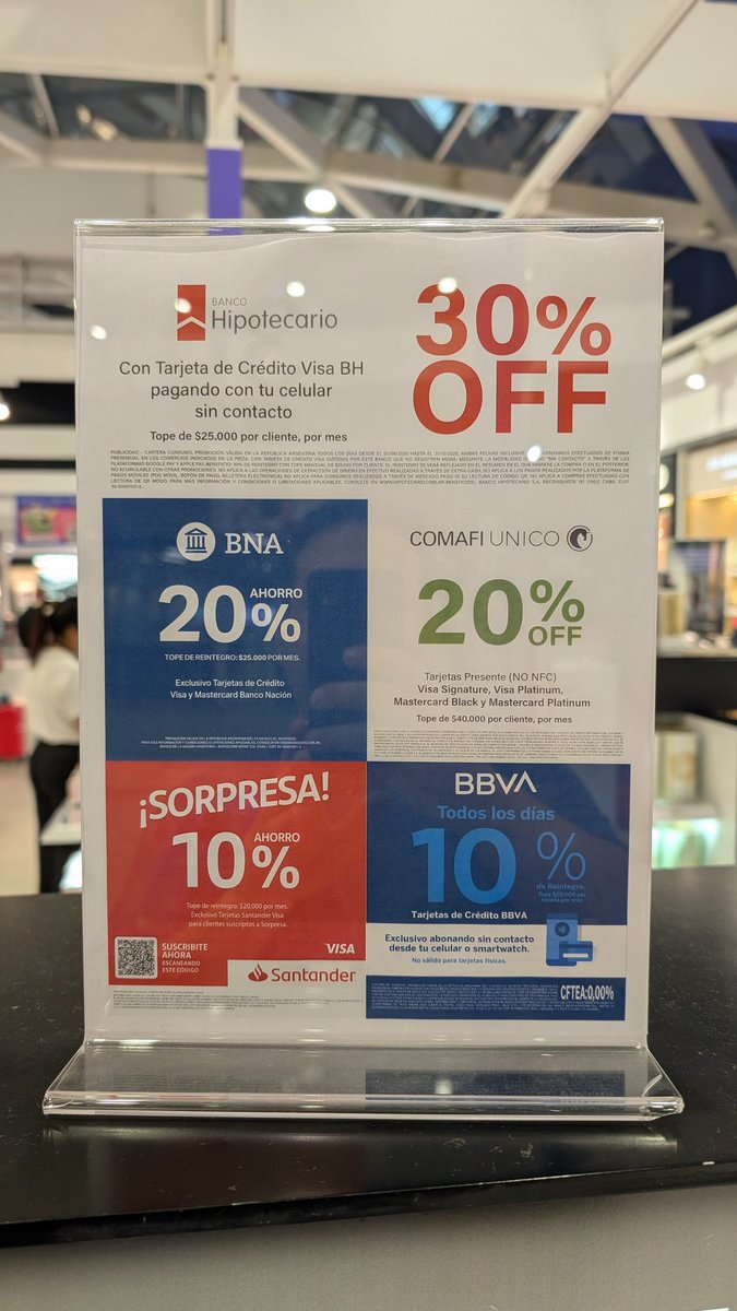 ahorrotwit's tweet photo. Sacaron los pases ilimitados pero por lo menos dejaron un 30% con @BcoHipotecario en el #FreeShop 🤑 https://t.co/2CzLZInGEu