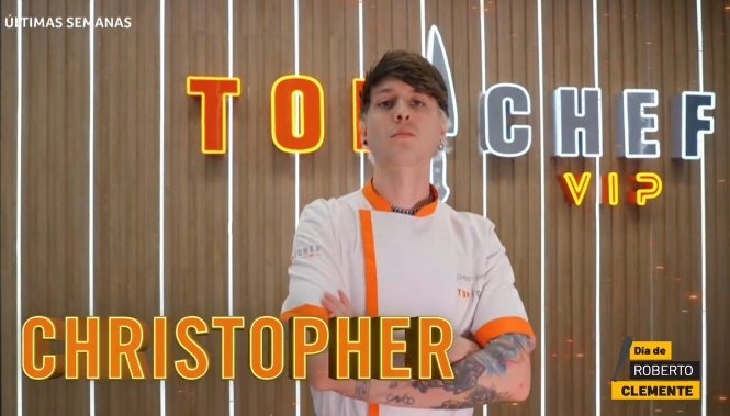 laboludadezelev's tweet photo. más que orgullosa de vos @christophervele con la cabeza en alto mi rey lo diste todo brillante increíble, lo hiciste espectacular demostraste la humildad y un gran corazón que tenés como persona nuestro chefsito siempre en toda con vos tqm. 🧡💪🏼
#TeamChristopher #TopChefVIP4 https://t.co/SMTG42GcU3