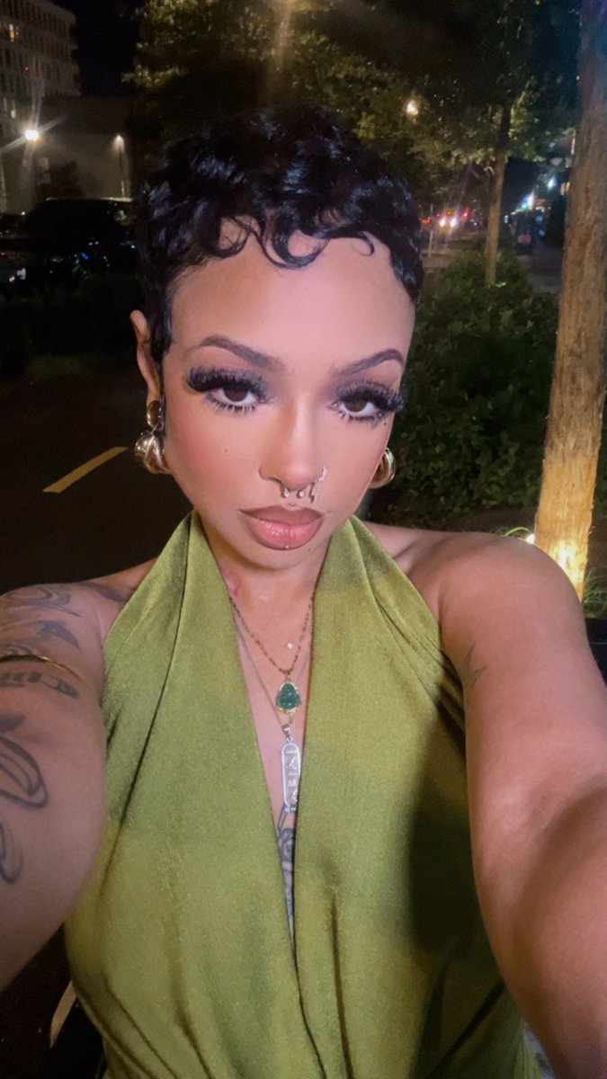 Lultipsy's tweet photo. 🍏boop boop be doooo https://t.co/KHMjoxzzIZ