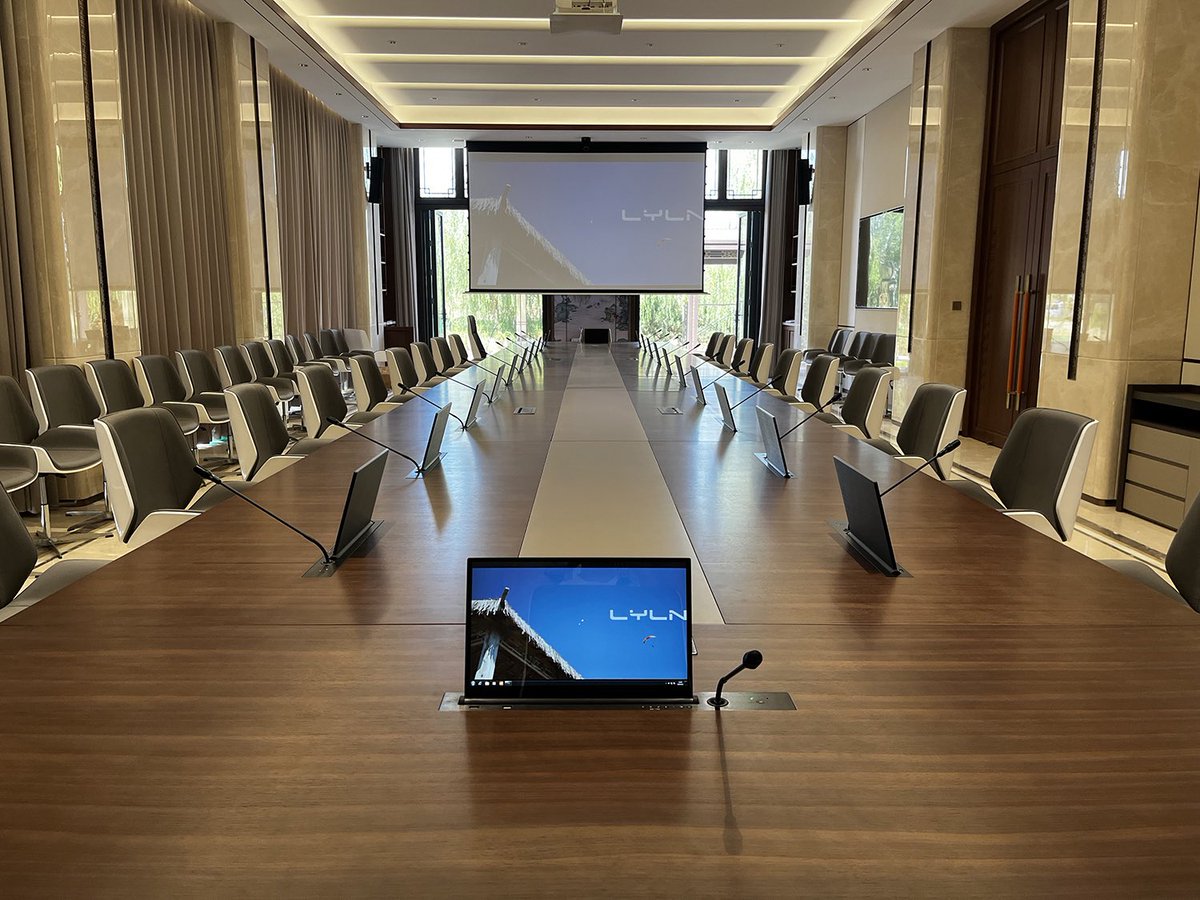 lylnav's tweet photo. Beautiful Project in Sep.

Projects also need to be aesthetically pleasing.

Our customer feedbacked the users were very happy when they saw the new meeting room after everything was ready.

We were happy too.

#LYLN
#retractablemonitor
#liftmonitor
#conferenceroom https://t.co/33TluAfx09