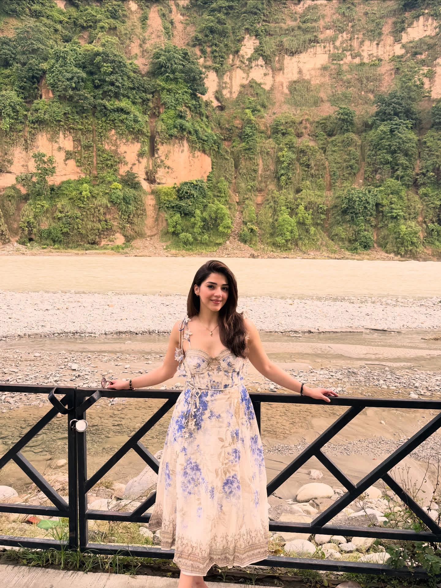 G07wLD-aEAQWLrh?format=jpg&name=large