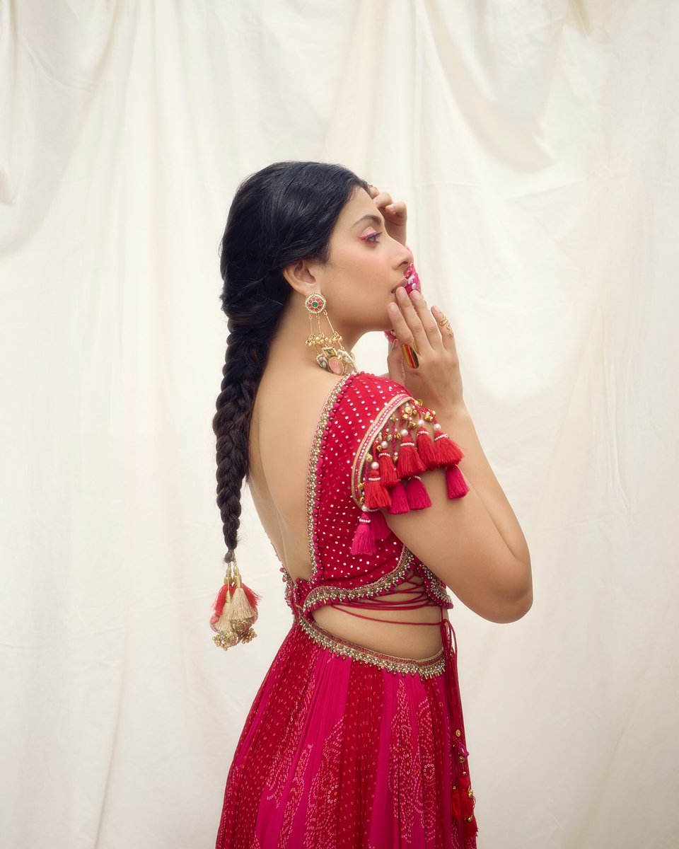 _ActressWorld's tweet photo. Isha Malviya ❤️

#IshaMalviya https://t.co/m0RAV1dJZe