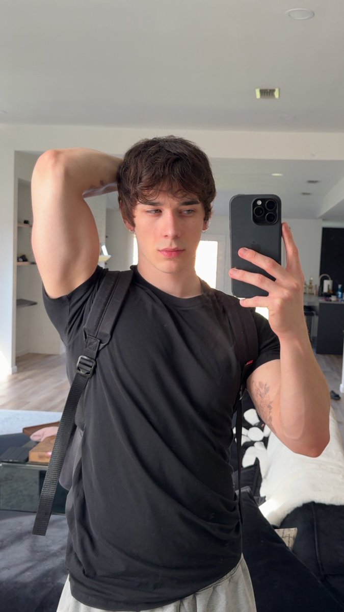 Brandon Rowland tweet media