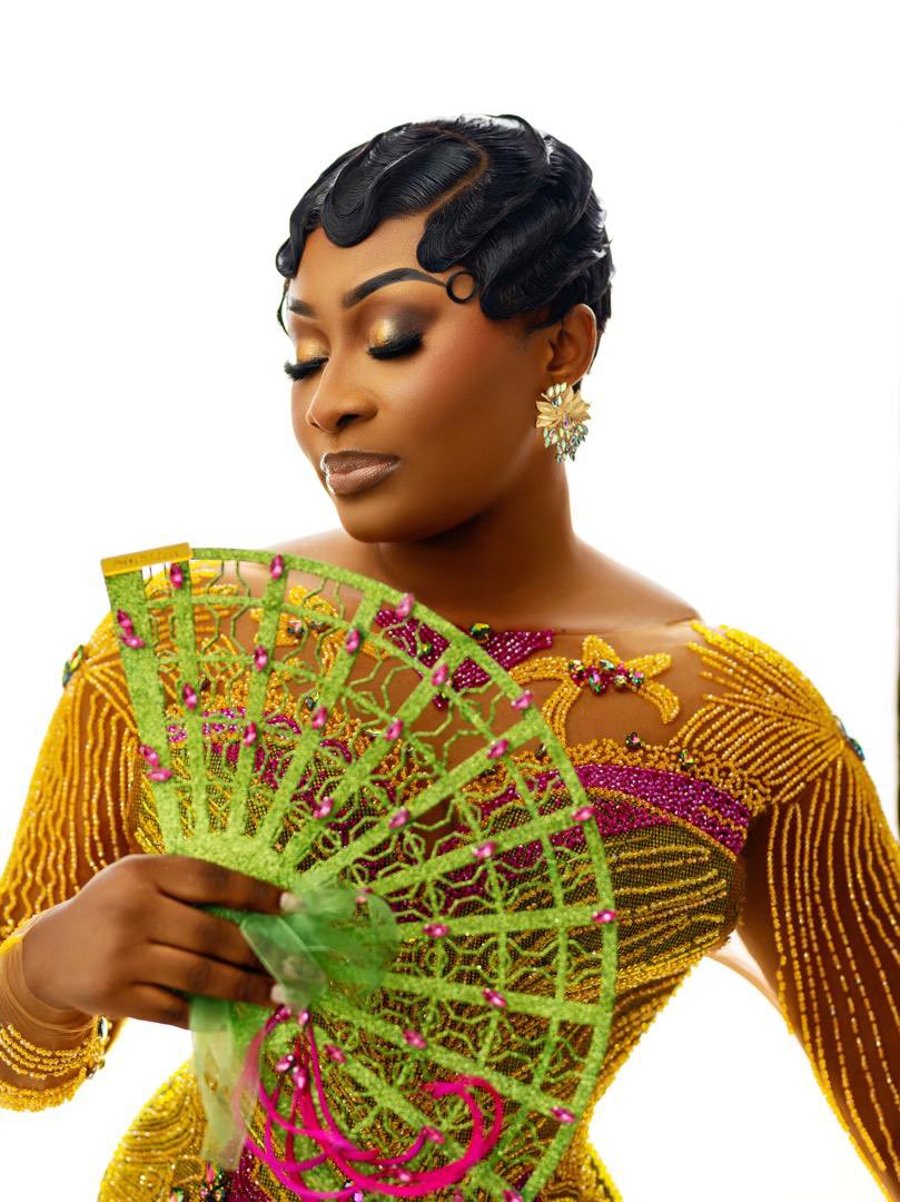 groovythread1's tweet photo. This is GroovyThread  💃❤️🌹

Makeup @eejaycosmetics
Hairstyling @kharis_hair
Kente fabric @the_adepa_fabrics
Fashion designer @groovythread1
Earrings @kharis_bridals
Photography @bebegallery

WhatsApp Us 👉🏾 https://t.co/J6wg5Ia9Wr
Number to Call : 0554642415
___________________ https://t.co/paKvUsZnCm