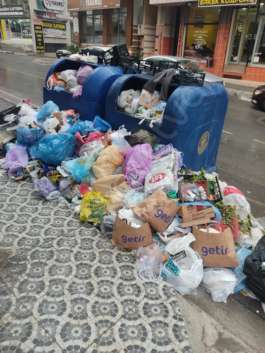 Bu kadar çer çöp pislik içinde yüzen Laik İzmir’de, Chp bidahaki seçimi sizce kazanabilir mi? 

A - Evet 
B - Hayır