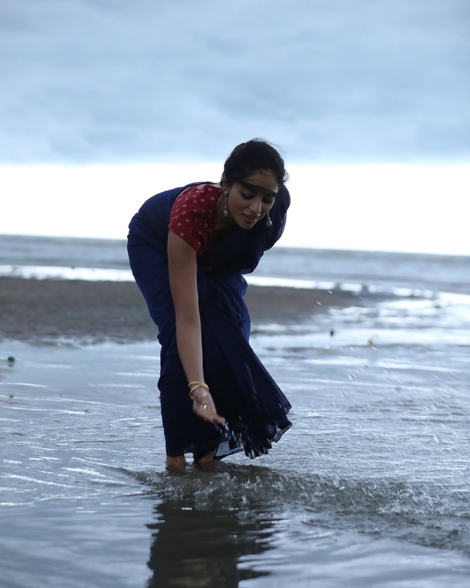 DelhiTimesTweet's tweet image. No AI, no filters — just #SobhitaDhulipala being effortlessly stunning in every frame

#SobhitaDhulipala #NoFilterNeeded #Bollywood #OTT