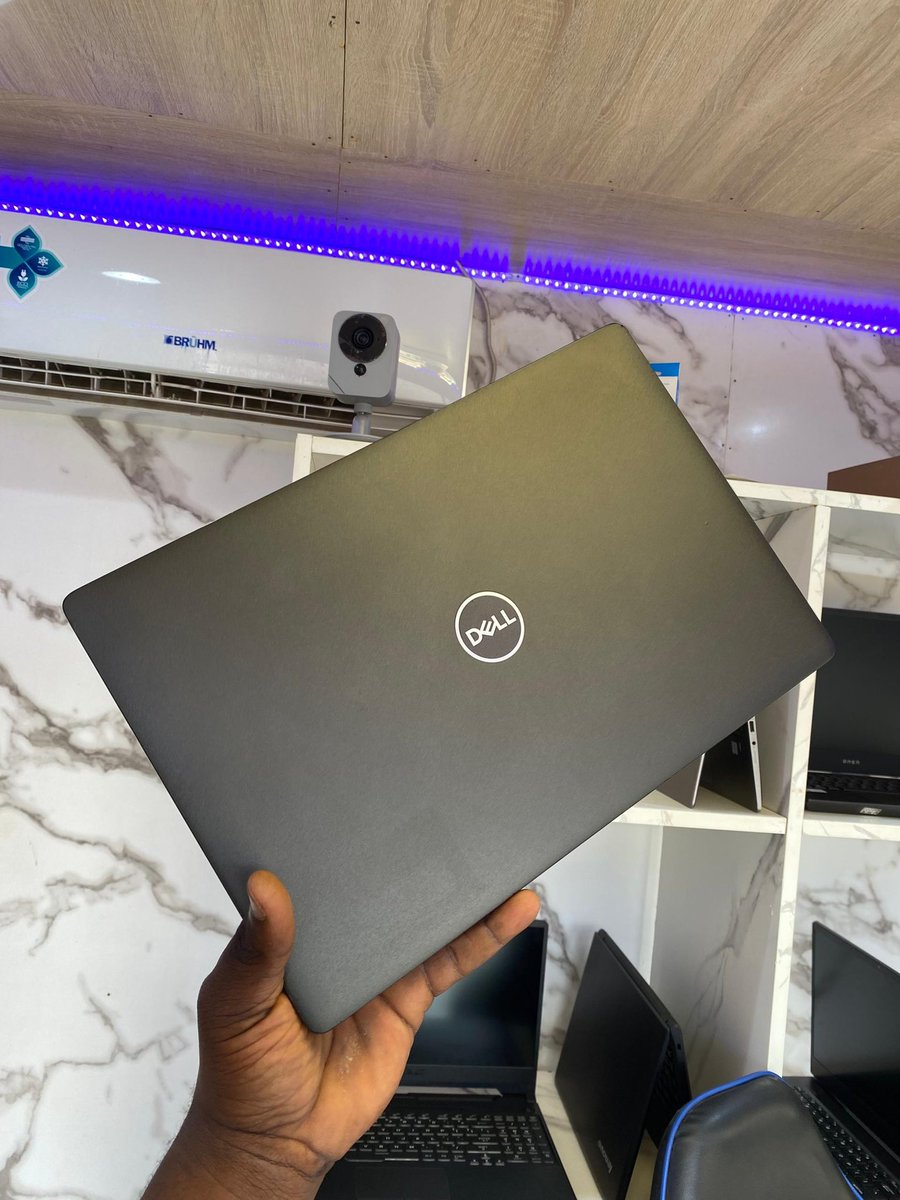 DELL LATITUDE 4500/5490/5400

Intel®️ Core™️ i5-8350U (8th Gen, vPro) | Base <a href="/1/">1</a>.70GHz | Max Turbo <a href="/3/">Blair</a>.60GHz
•DISPLAY 
•13.3 FHD
•16B DDR4 Ram
•256GB SSD
GRAPHICS
Intel®️ UHD Graphics 620 (Shared up to 8GB)
KEYBOARD💡
Windows 10 Pro
USB Type C
Charger🔌 

GHc 3.5k
☎️0241636577