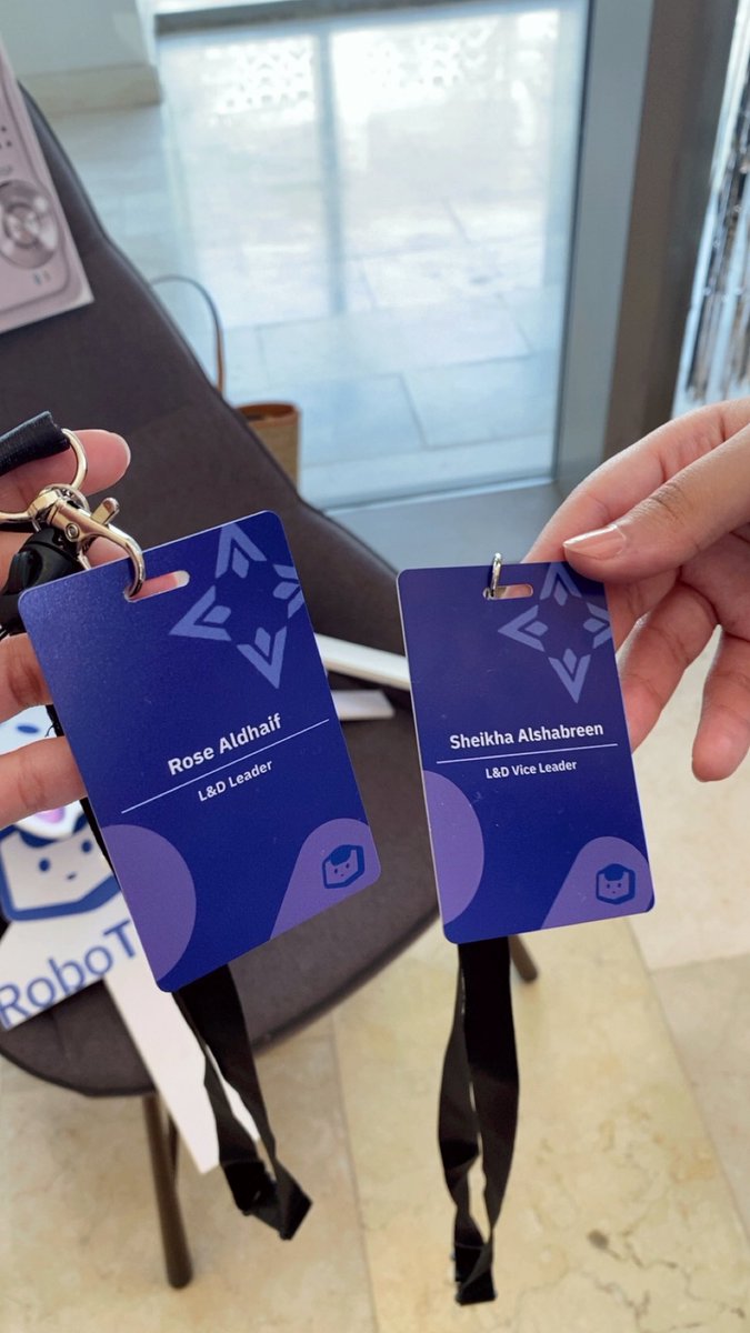 ᖇOᔕE tweet media