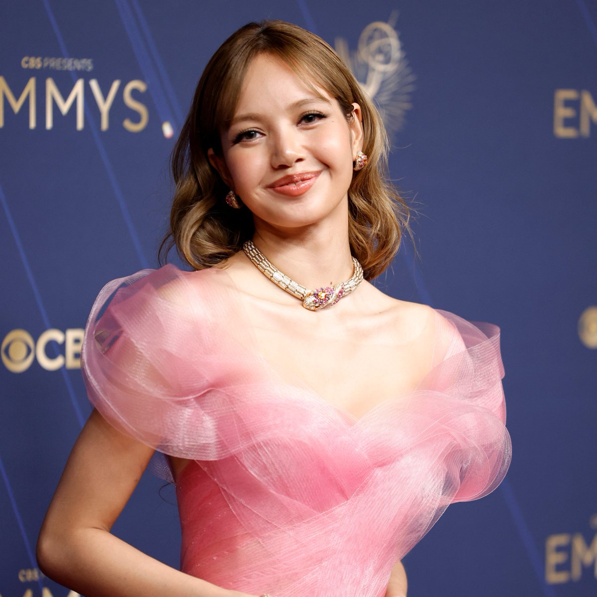 OneilyMusic's tweet photo. LISA was featured on the front page of an Australian newspaper for her amazing look on the Emmys red carpet.

“Red carpet turns pink as Emmys stars shine” https://t.co/9rugaX2FR9