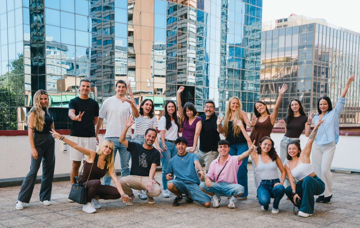 Fernando Rubio Ahumada 🚀 (@ferrubioa) on Twitter photo Damos la bienvenida al #Equipo285 del curso de #CommunityManager y generación de con #IA de <a href="/aulaCM/">Aula CM - Escuela de Comunicación y Marketing</a> 🚀
Un equipazo con muchas ganas de aprender y compartir.
¡Nos esperan 2 meses intensos, pero muy productivos de aprendizaje sobre #Marketing e #IA Damos la bienvenida al #Equipo285 del curso de #CommunityManager y generación de con #IA de <a href="/aulaCM/">Aula CM - Escuela de Comunicación y Marketing</a> 🚀
Un equipazo con muchas ganas de aprender y compartir.
¡Nos esperan 2 meses intensos, pero muy productivos de aprendizaje sobre #Marketing e #IA