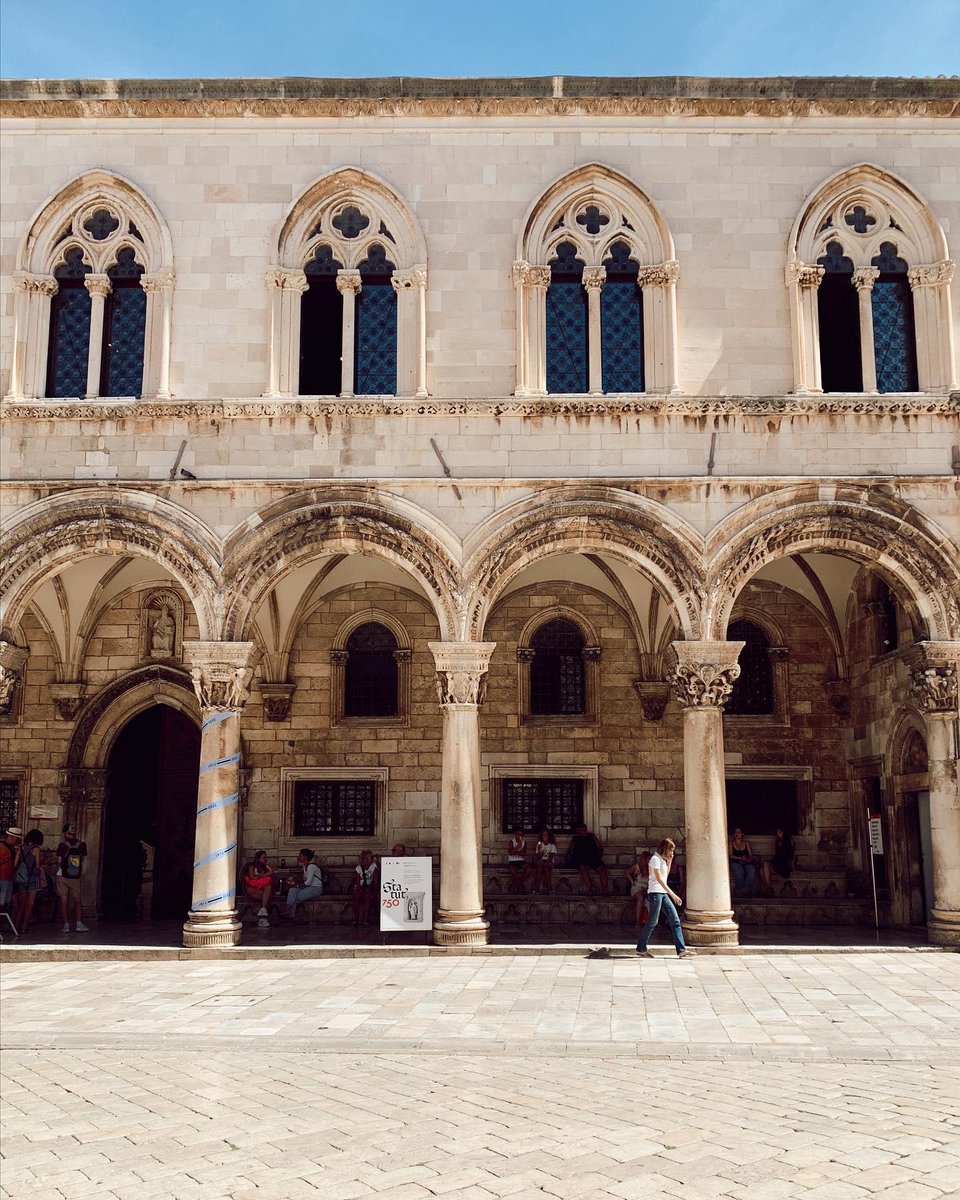 Walking through Dubrovnik feels like stepping into a living fairytale.🏰
 
📍 Dubrovnik
📸 <a href="/natasa/">Natasa</a>.nedovic
 
#CroatiaFullOfLife #Croatia #Dubrovnik