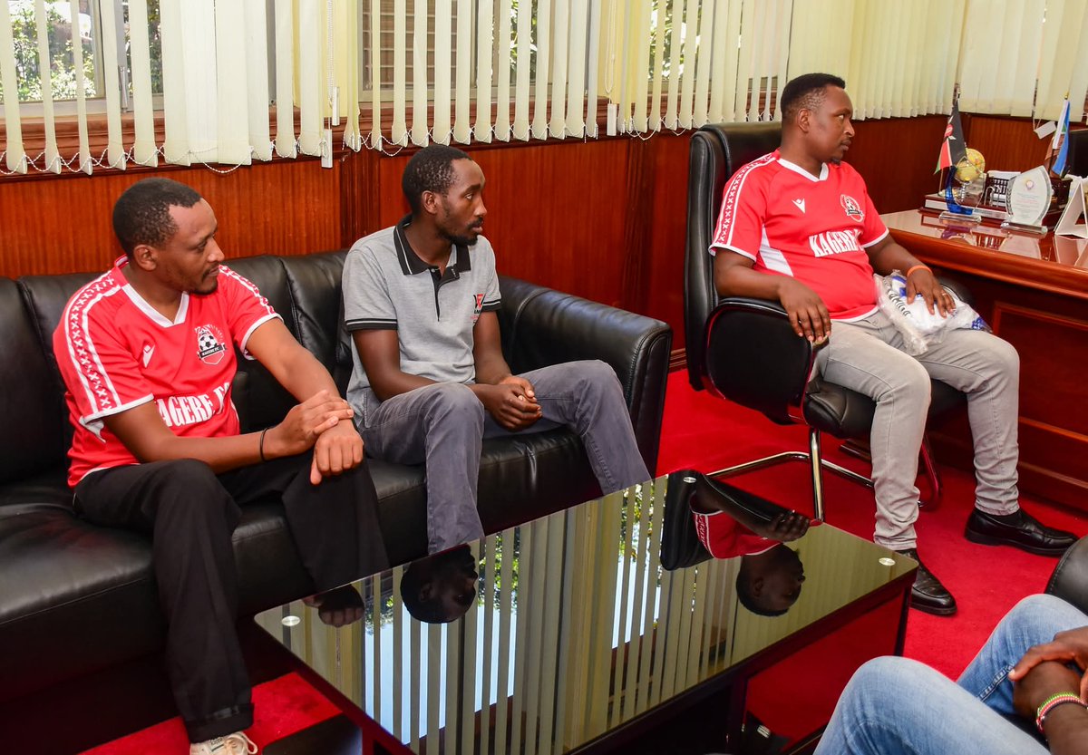 Joining Kagere FC team from Othaya, is the first step toward chasing a dream as big as becoming the next Victor Wanyama, Michael Olunga, or even Africa’s greats like Didier Drogba and Sadio Mané. 

Accompanied by the area Mahiga MCA Hon. James Kanyugo, paid a courtesy call.