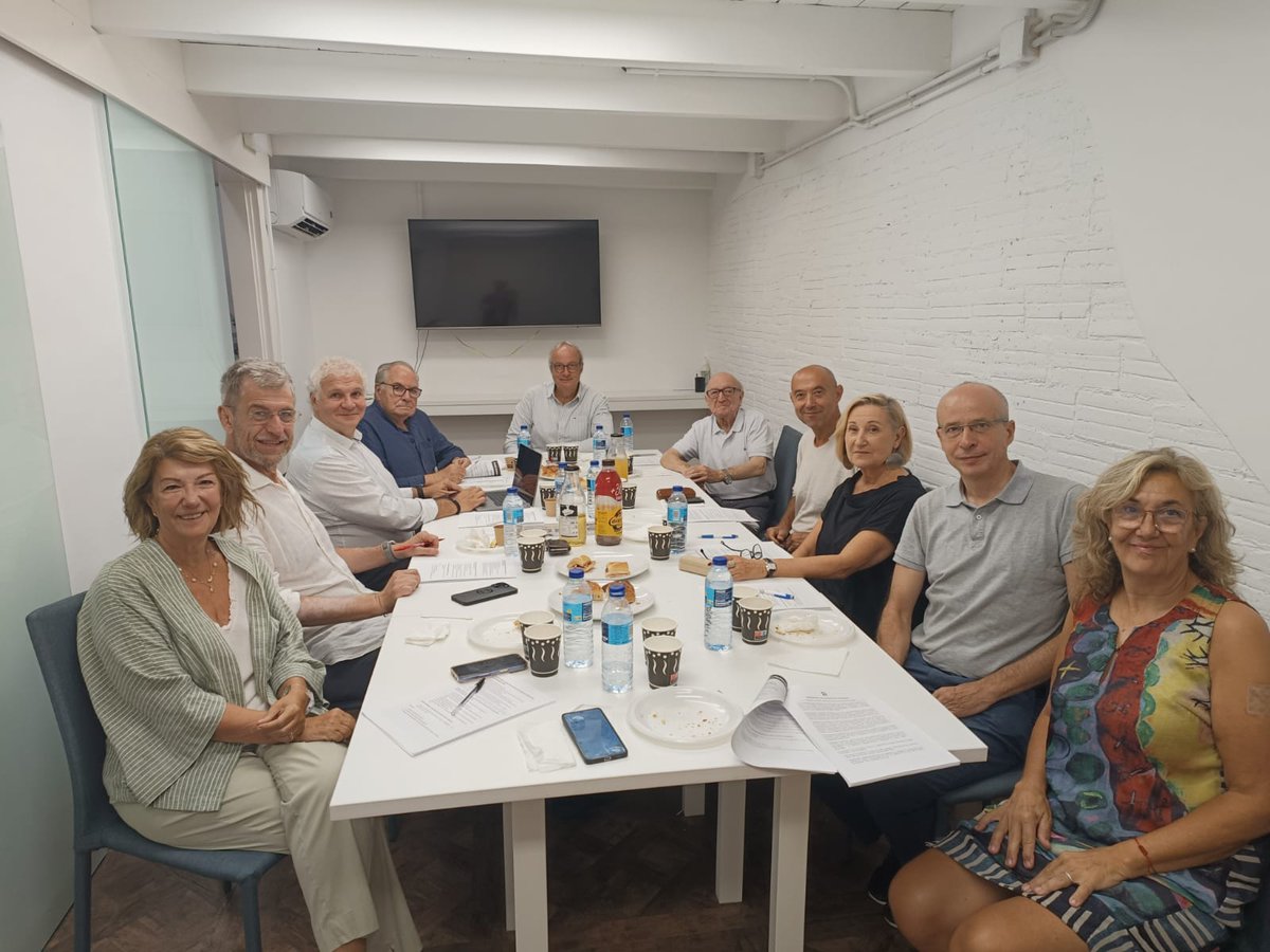 El Patronat de la Fundació FiraGran està reunit avui. Treballant junts per a definir la línia de projectes i el futur de la nostra fundació!