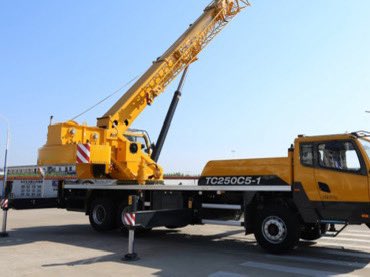 Vivi1314900's tweet image. China Shanghai Yimao Group - A leading global one-stop supplier of construction machinery🔧
Need high-quality construction machinery for your business? DM us for catalog &amp;amp; best price now!
#MachineryExport #IndustrialEquipment #GlobalBusiness