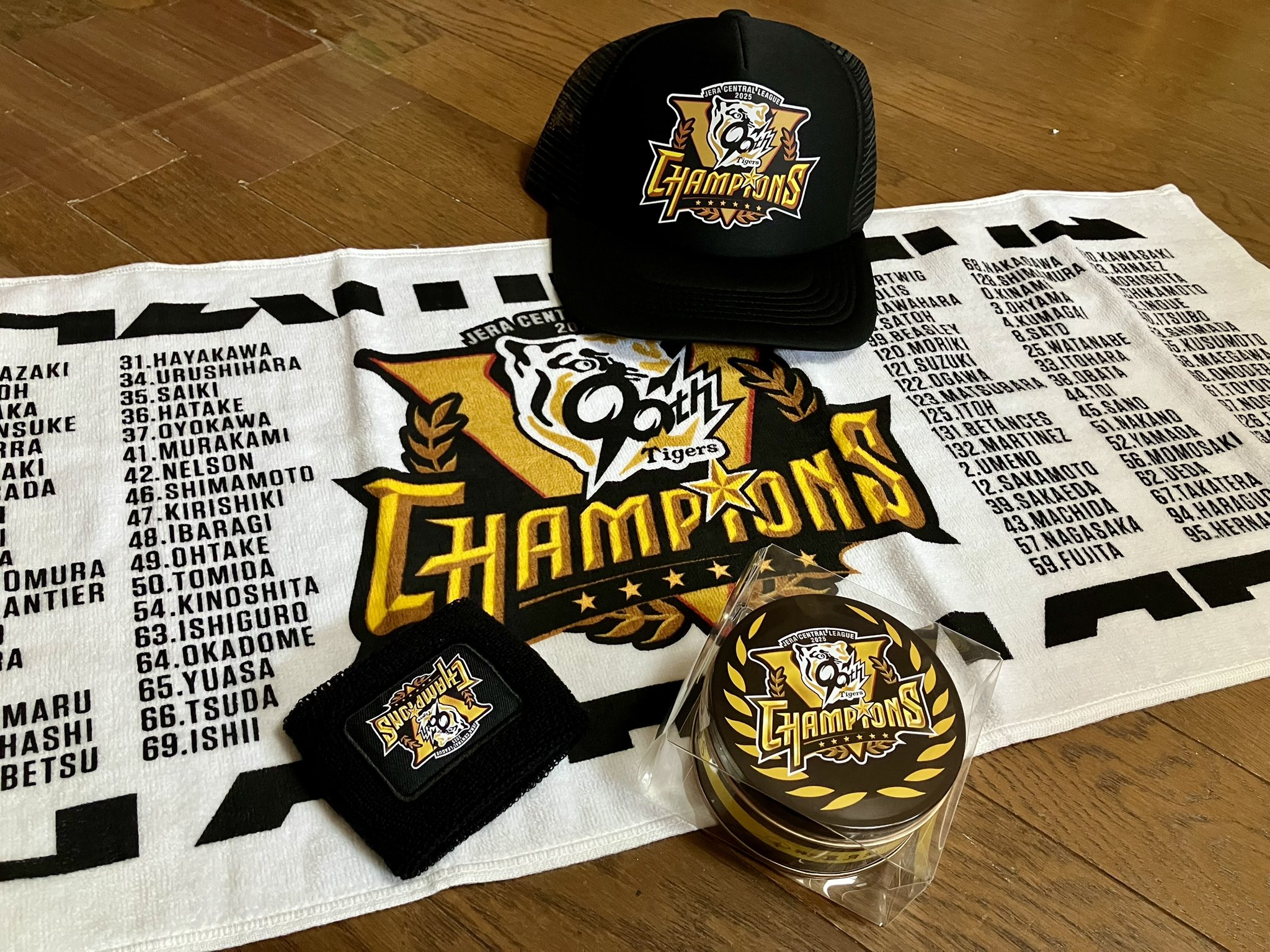 【限定1点もの⭐︎ 阪神タイガース 優勝セール】タイル職人 テーブルトップ 虎 限定1点もの⭐︎ 阪神タイガース 優勝セール】タイル職人