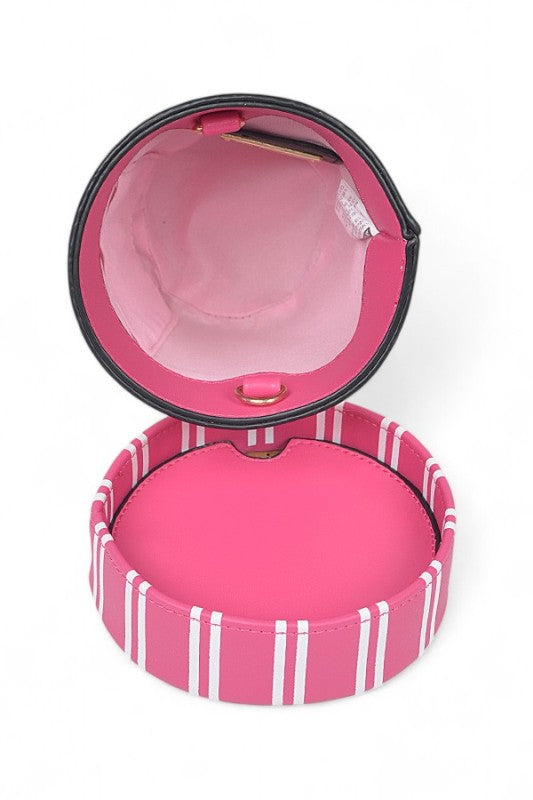 seretailexpo's tweet image. Scoop up style with our Ice Cream Novelty Iconic Crossbody Bag! Perfect for adding a sweet touch to any outfit. Get yours today and stand out from the crowd! #FashionTrends #UniqueStyle

Shop Now shopretailexpo.com/products/ice-c…