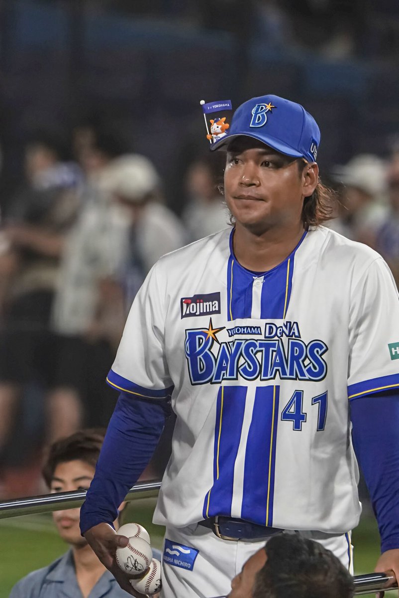 P」のメットとヒーロー🦸 #佐々木千隼 選手 #baystars 2025.9.14 横浜