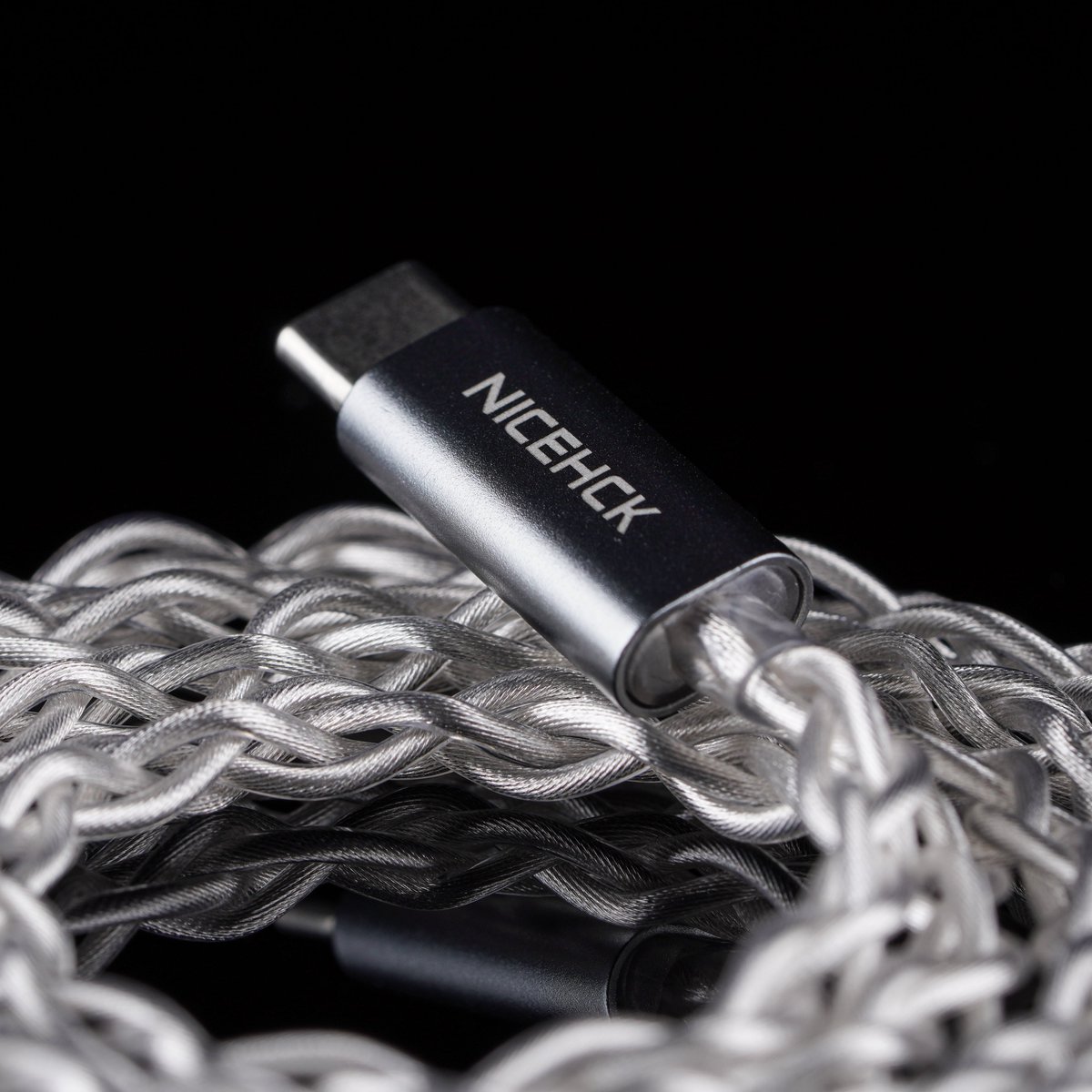 NicehckAudio's tweet image. 🎶 Plug &amp;amp; Play HiFi on your iPhone 17!
NICEHCK SP4 USB-C IEM Cable brings crystal-clear sound, no dongle needed.
👉 Get Yours Here
NICEHCK Official Website:
nicehck.com/products/niceh…
AmazonUS: 
amazon.com/dp/B0D87F3692

#iphone17series  #USBC #HiFi #NICEHCK #IEMcable #MusicLovers