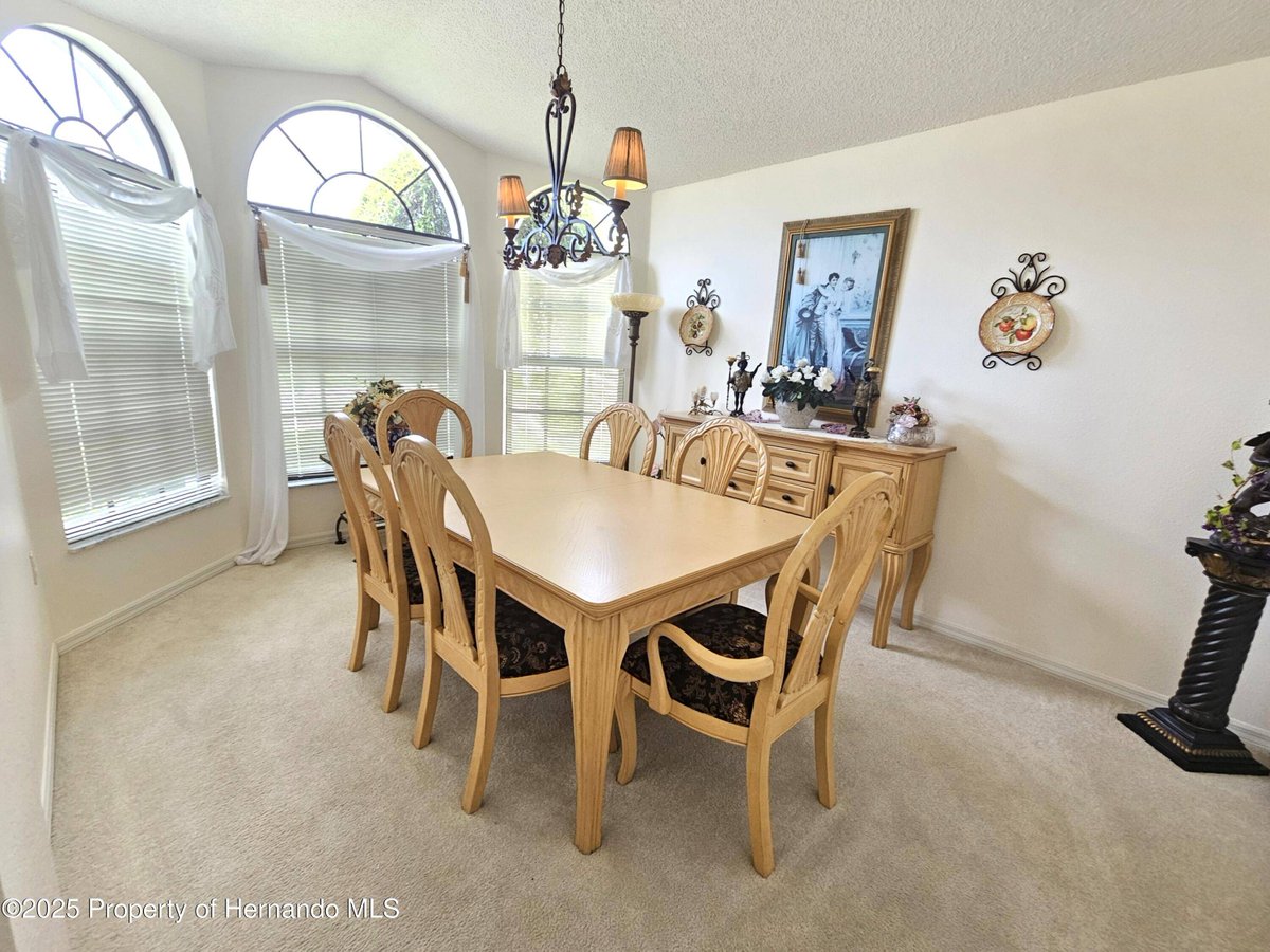 Hernandolender's tweet image. 11368 Copley Court, Spring Hill, FL 34609 just hit the market!
Take a look at this awesome space: peoplestrustrealestate.com/d8rds229