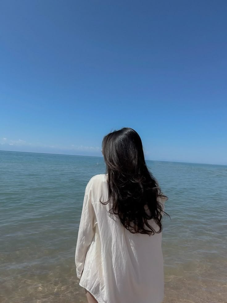 entchantee's tweet image. 📍𝘽𝙖𝙡𝙞, 𝙄𝙣𝙙𝙤𝙣𝙚𝙨𝙞𝙖

Puas-puasin main dipantai karena selama ini kurang vitamin 🌊