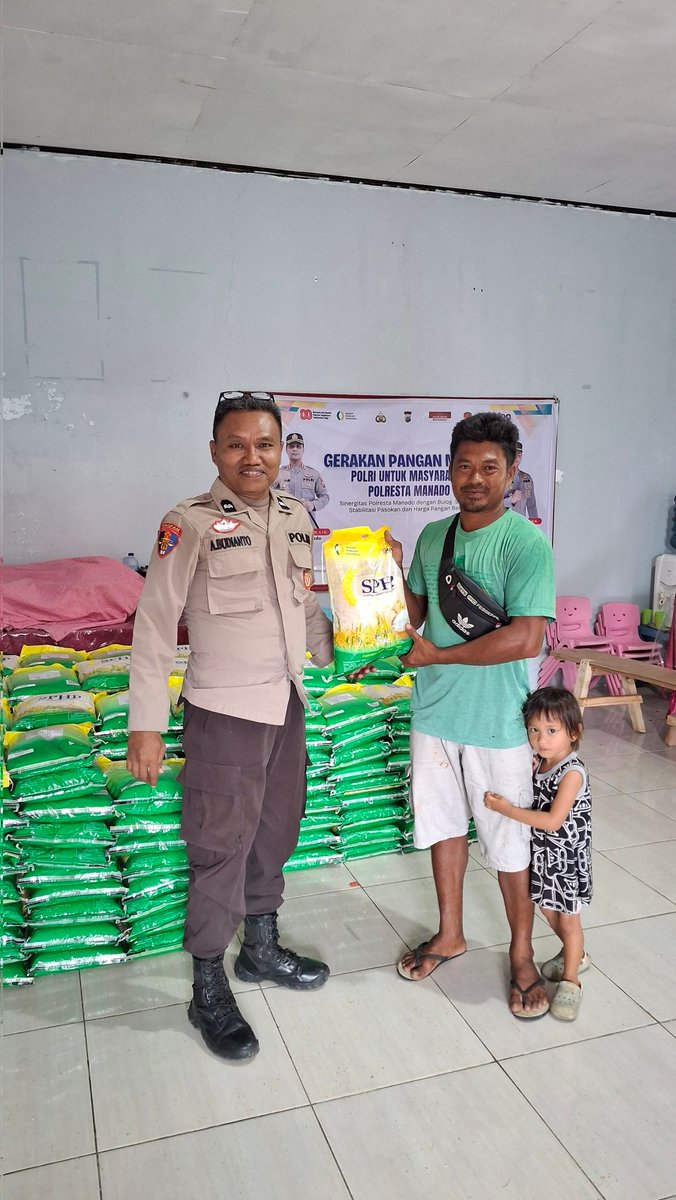 aguscops's tweet photo. Pernah kujalani,,, penanganan bencana banjir, pandemi, unjukrasa, Gakkum, harkamtibmas, tanam jagung hingga jual beras. Semua hanya satu kata.... 
RASTRA SEWAKOTTAMA
POLRI UNTUK MASYARAKAT https://t.co/eLbl5izNkx