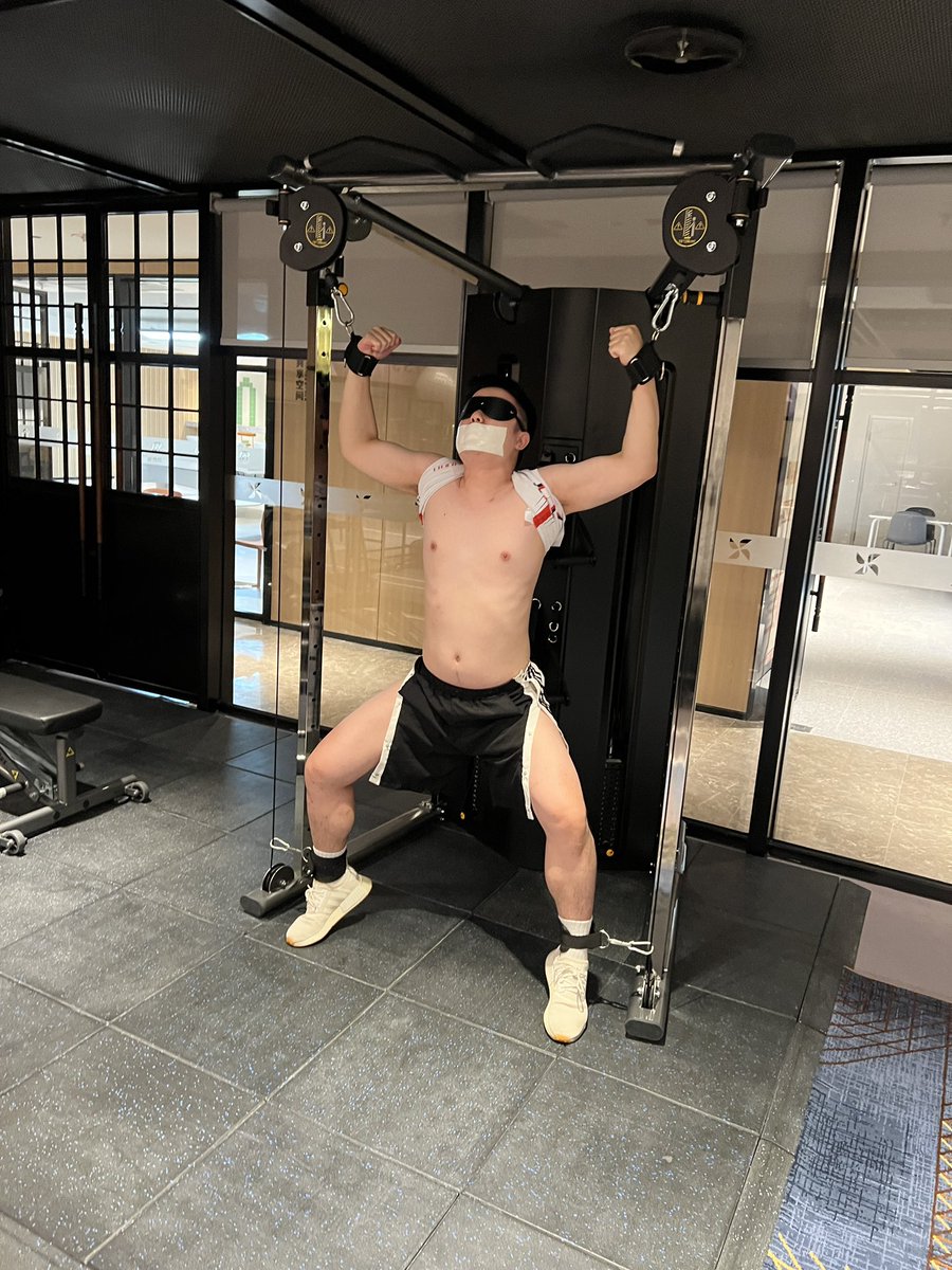 Hugedgeboy tweet media