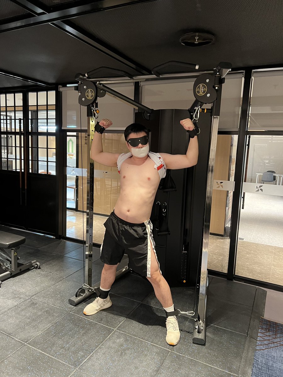 Hugedgeboy tweet media