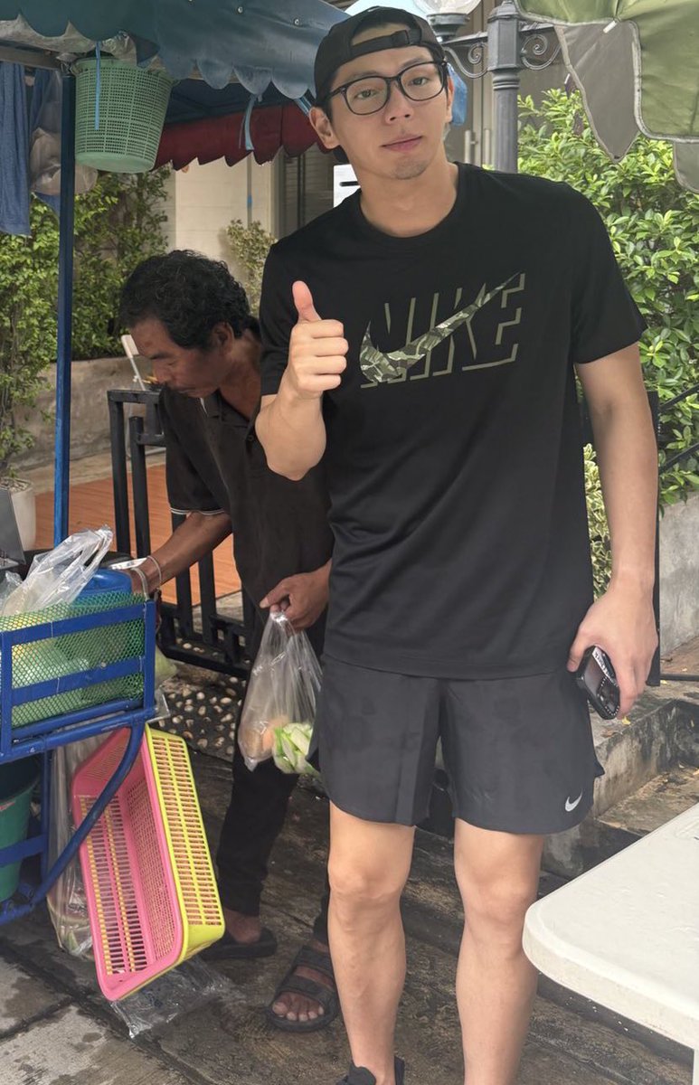 Lovesleepy22's tweet photo. ตายห่าหัวหน้ากุมาแล้ว ท่านร้อยโทพี่กิต
เตรียมมาล้างบางอิหมิงเล็บเจลแล้วค่ะ
เอาเถอะใครไปยุ่งกับเมียเด็กหัวหน้าฉัน
(ก็ระวังตัวไว้เด้อ) รุ่นนี้เข้าออกโรงพักเป็น
ว่าเล่น “เพราะเป็นตำรวจ”5555555555 https://t.co/J5hzS5MDjL