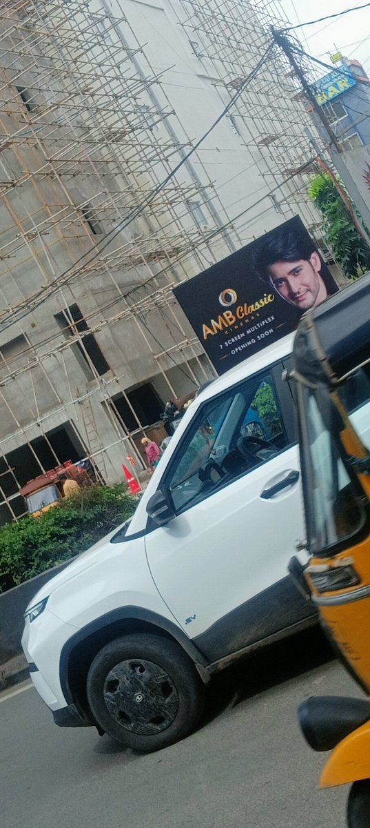 YuvaRaaju01's tweet photo. #AMBVictory to #AMBClassic collaboration b/w @urstrulyMahesh @AsianCinemas_ !!? https://t.co/qXONunIrJN