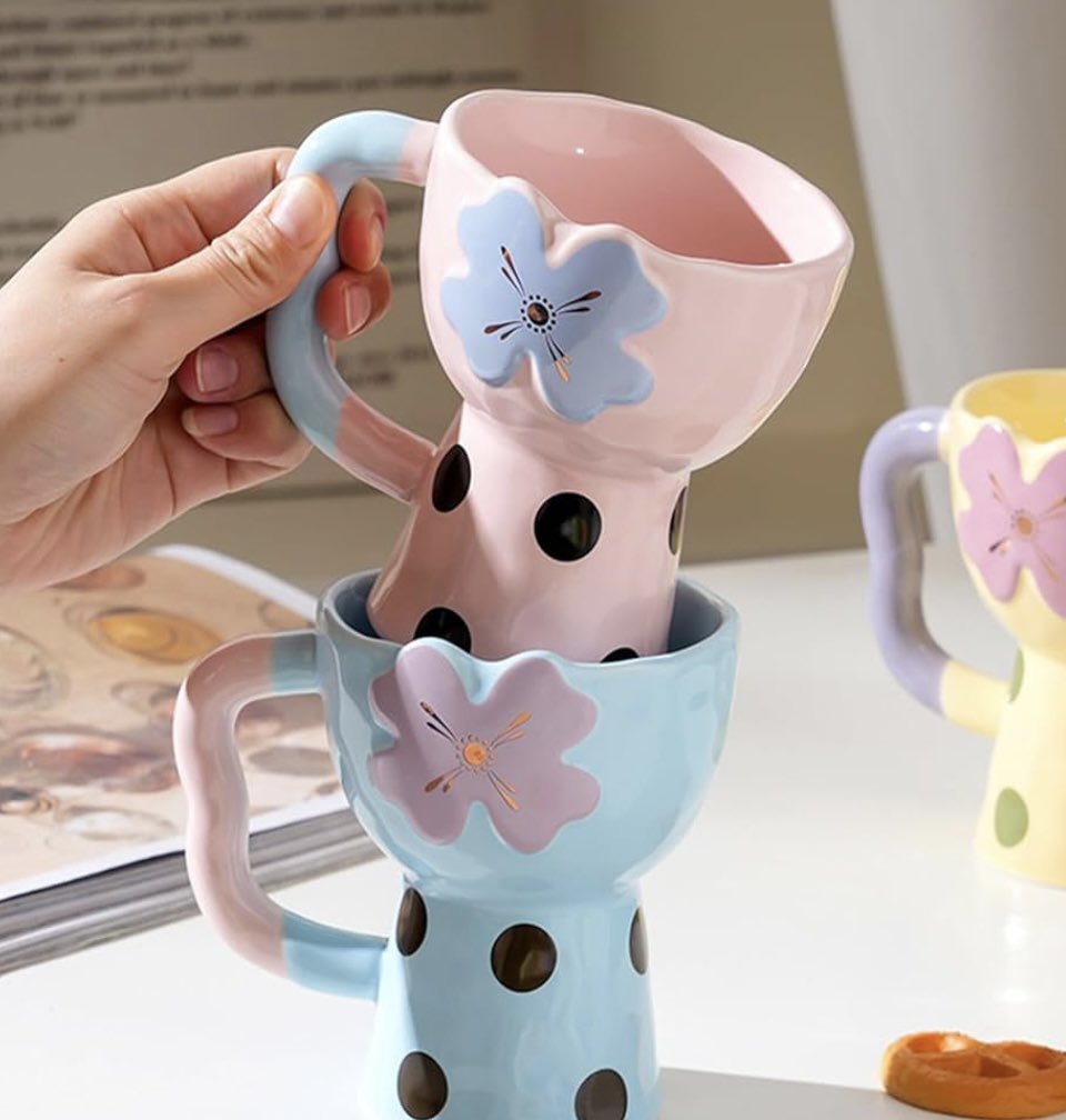 itsabbybee17's tweet photo. and ofc I forgot to add pics of the mugs in the first post omg why am I alive lol https://t.co/tlibNhkJv6