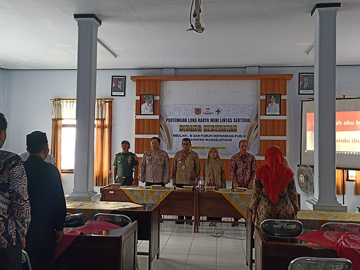 polsekwdl's tweet photo. Kapolsek Wadaslintang Hadiri Giat Lokakarya Mini Lintas Sektoral Bidang Kesehatan di Kecamatan Wadaslintang.

@humaspolreswonosobo 
@mkasimakbarbantilan 
@anriastida https://t.co/ymAYbXHJ73